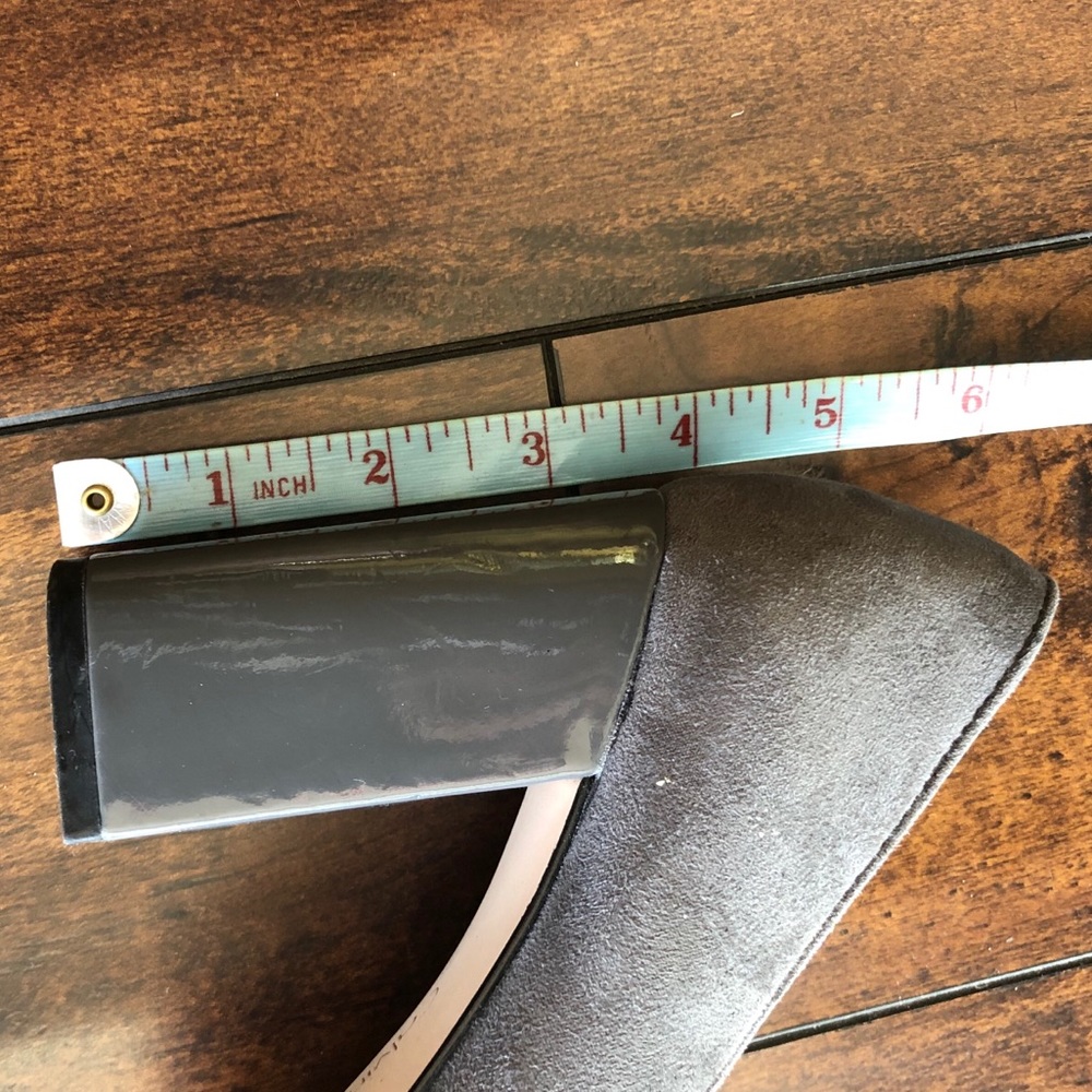 Calvin Klein heel pumps - Picture 10 of 11